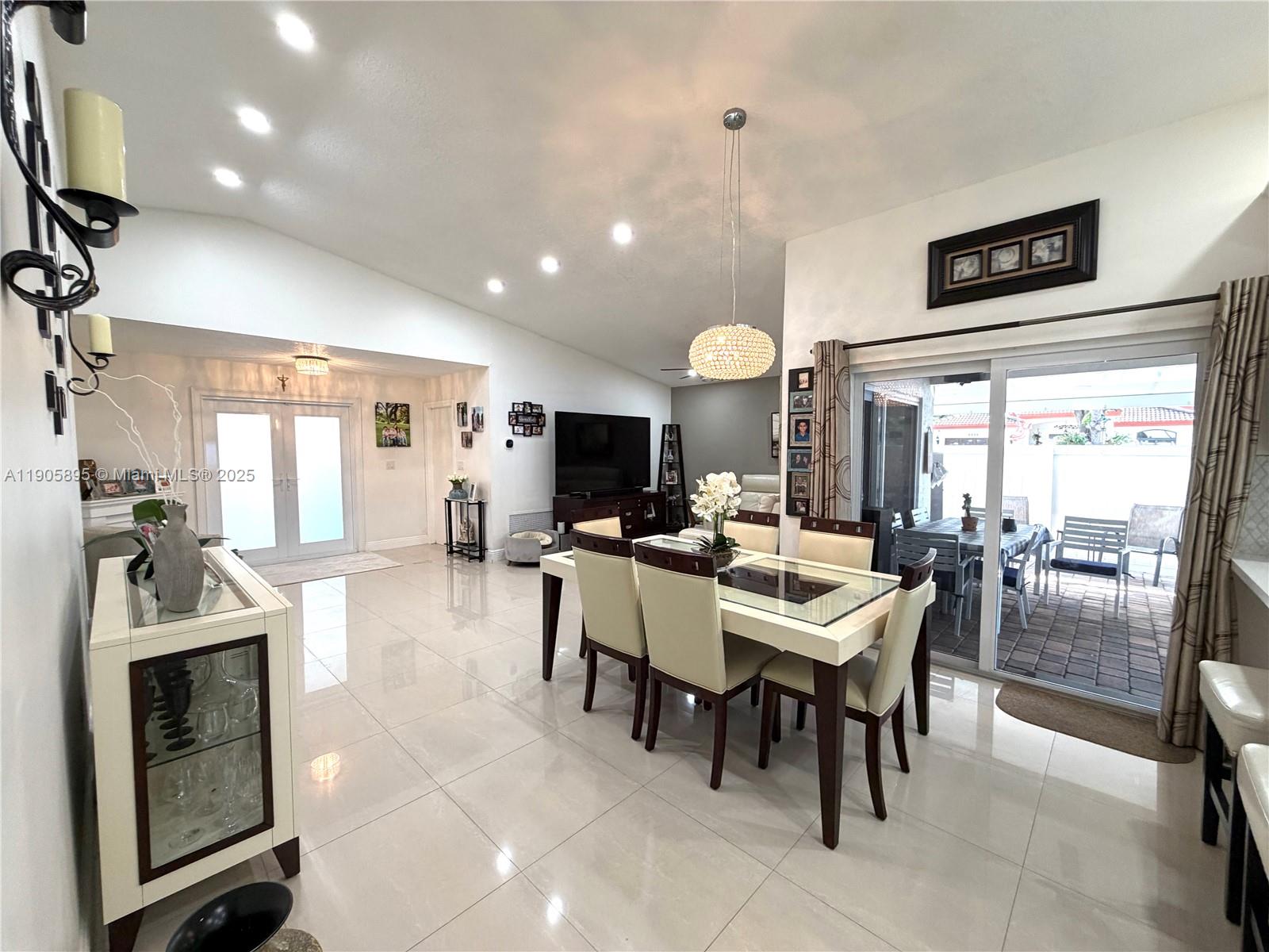 MARBELLA PARK - Residential