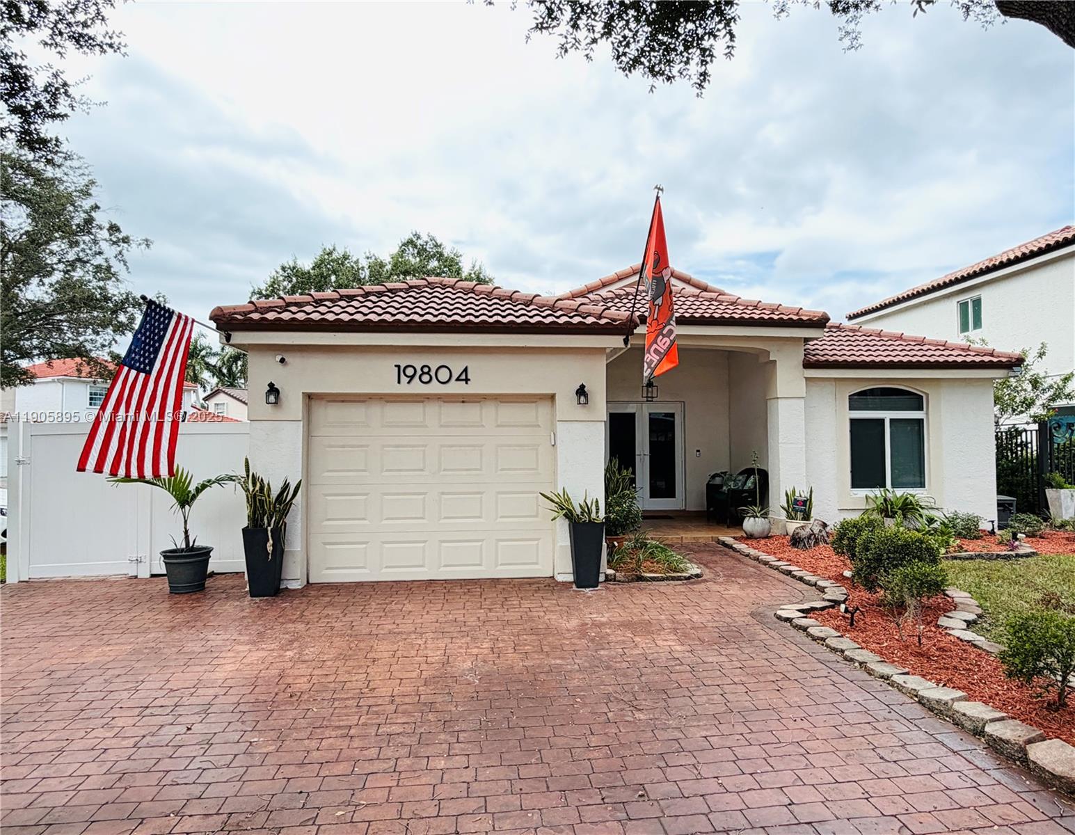 MARBELLA PARK - Residential