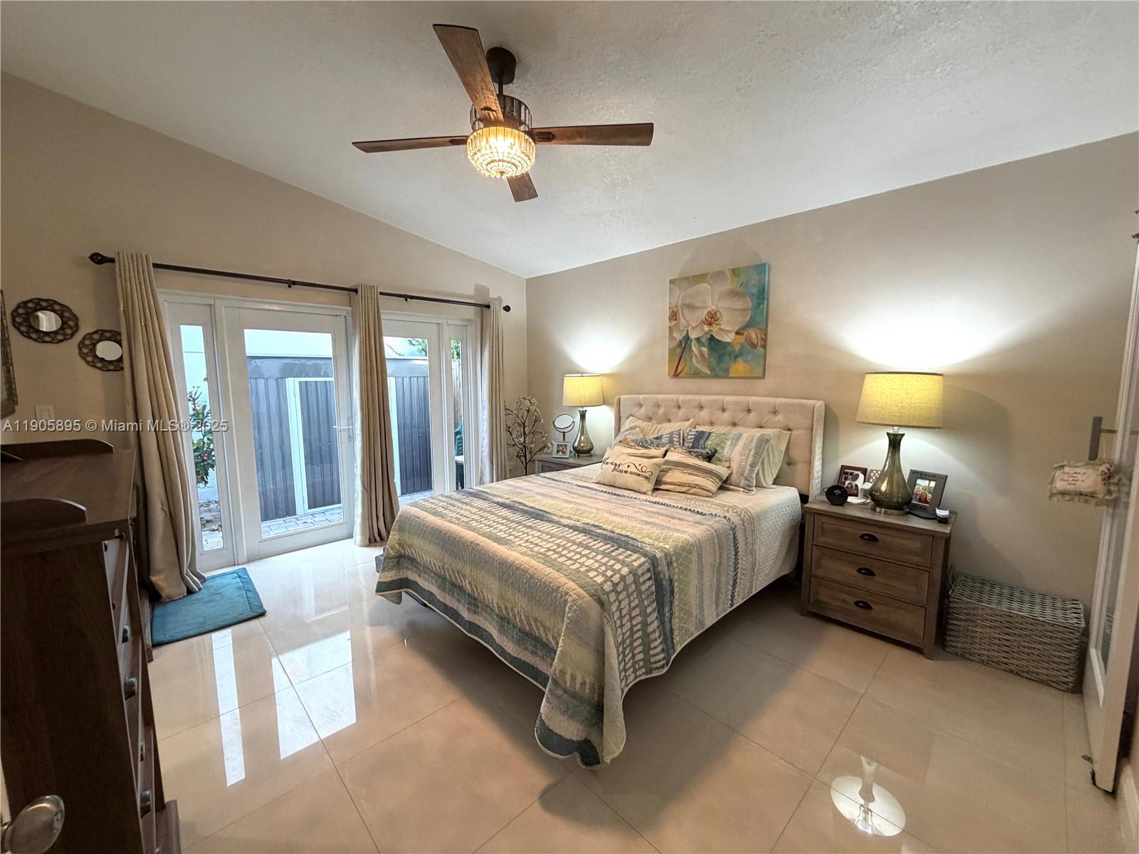 MARBELLA PARK - Residential