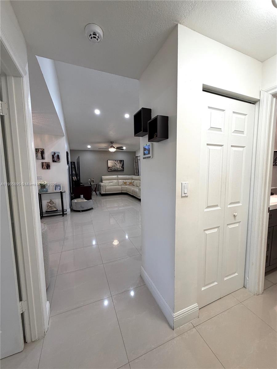 MARBELLA PARK - Residential