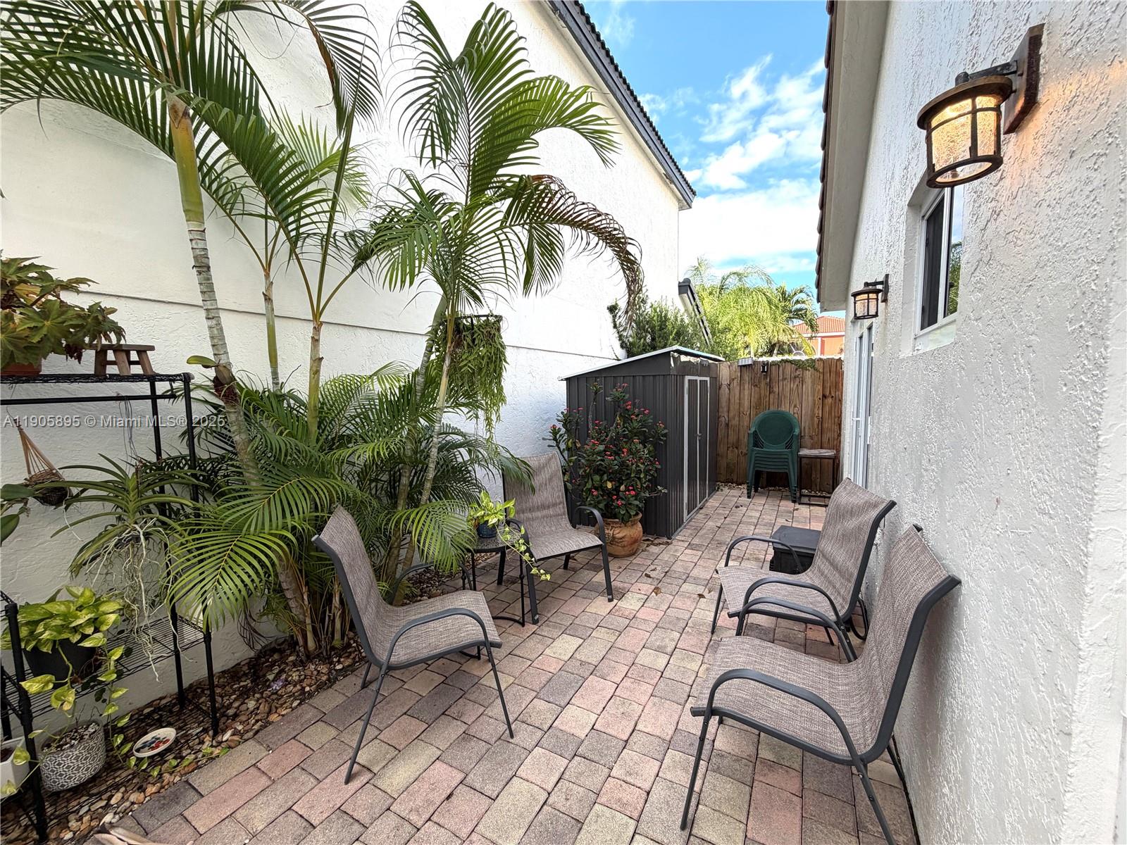 MARBELLA PARK - Residential