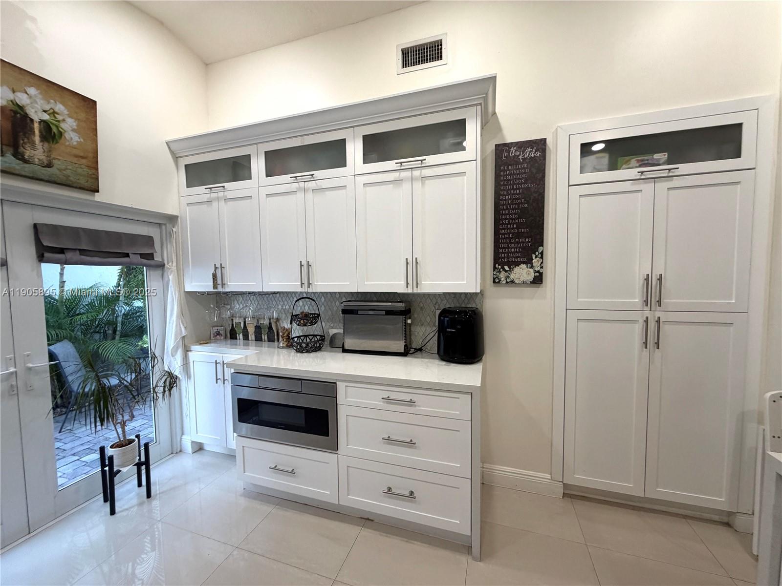 MARBELLA PARK - Residential