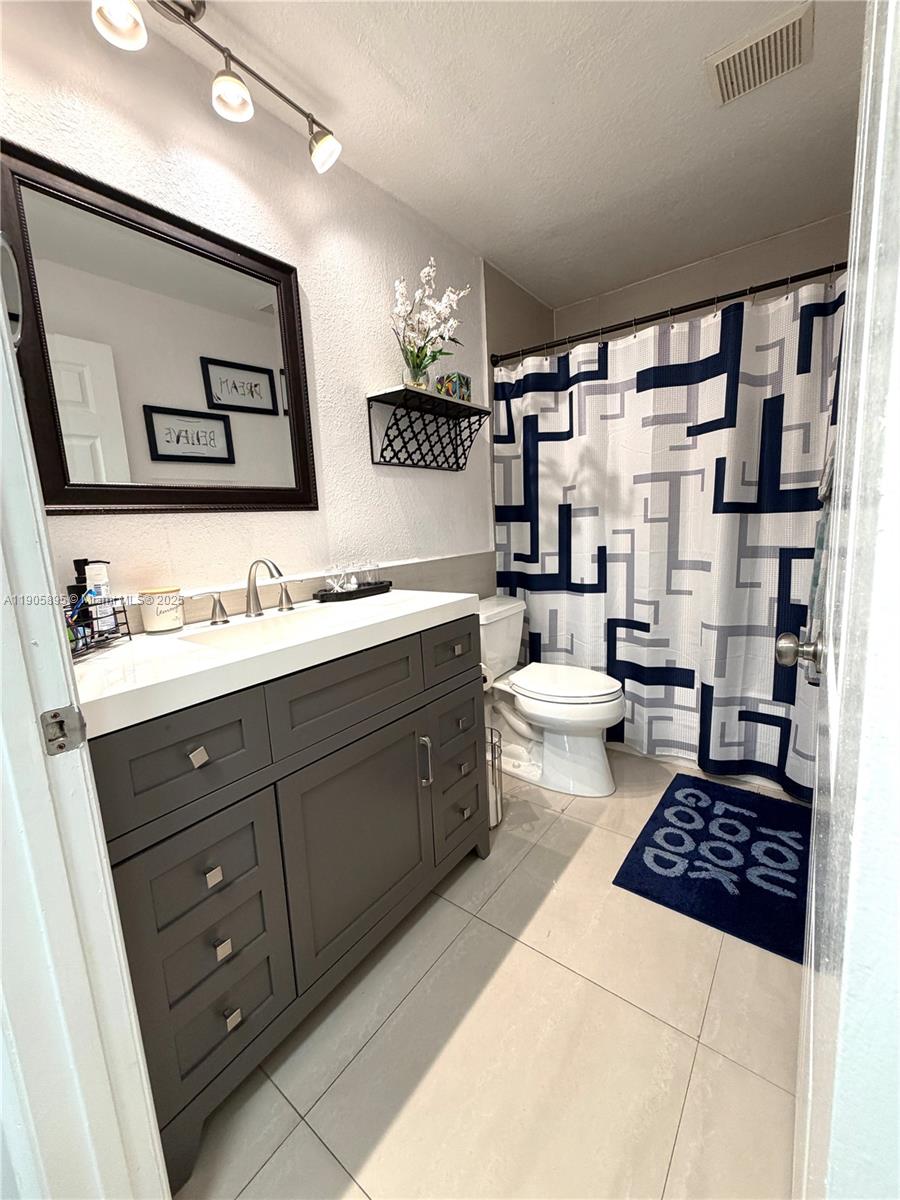 MARBELLA PARK - Residential