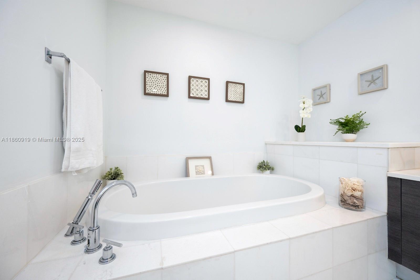 ARTECH RESIDENCES - Residential Lease