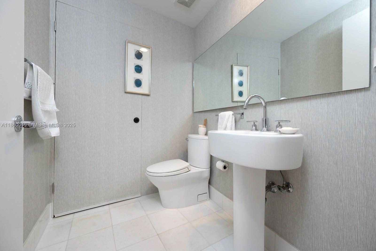 ARTECH RESIDENCES - Residential Lease