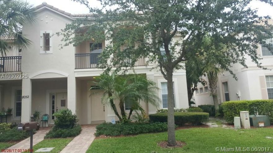 Rent price reduced!!!Excellent property at Montecito a gated community, professional managed, features three bedrooms and two and half baths, living/dinning , family area, spacious kitchen, fenced patio, two car garage, community  pool,  
close to turnpike.Receive 1 month of FREE rent when you sign a 18-Month Lease.* *Leases and deposit must be signed and paid by 9/30/17 AND Move in must take place within 21 days.