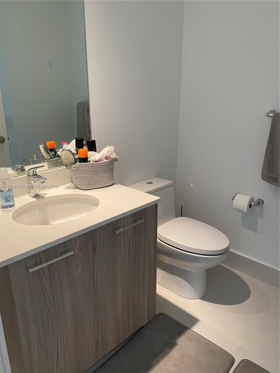 PARAISO BAYVIEWS CONDO - Residential