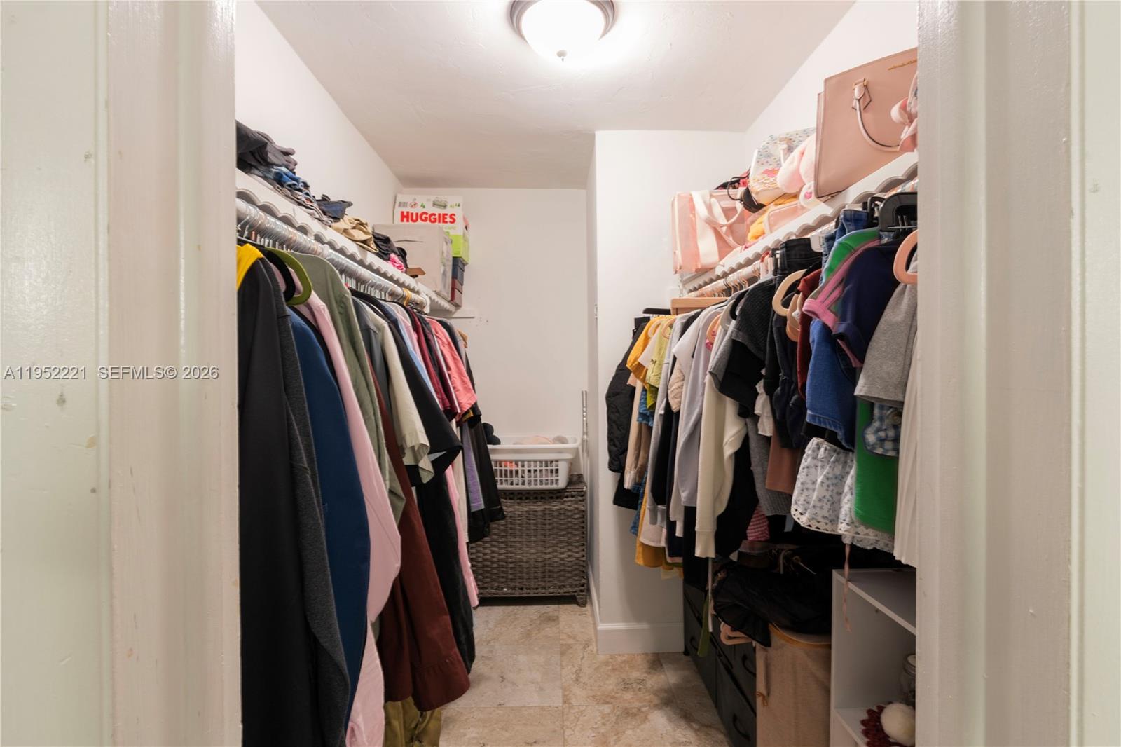 KINGSTON SQUARE CONDO - Residential