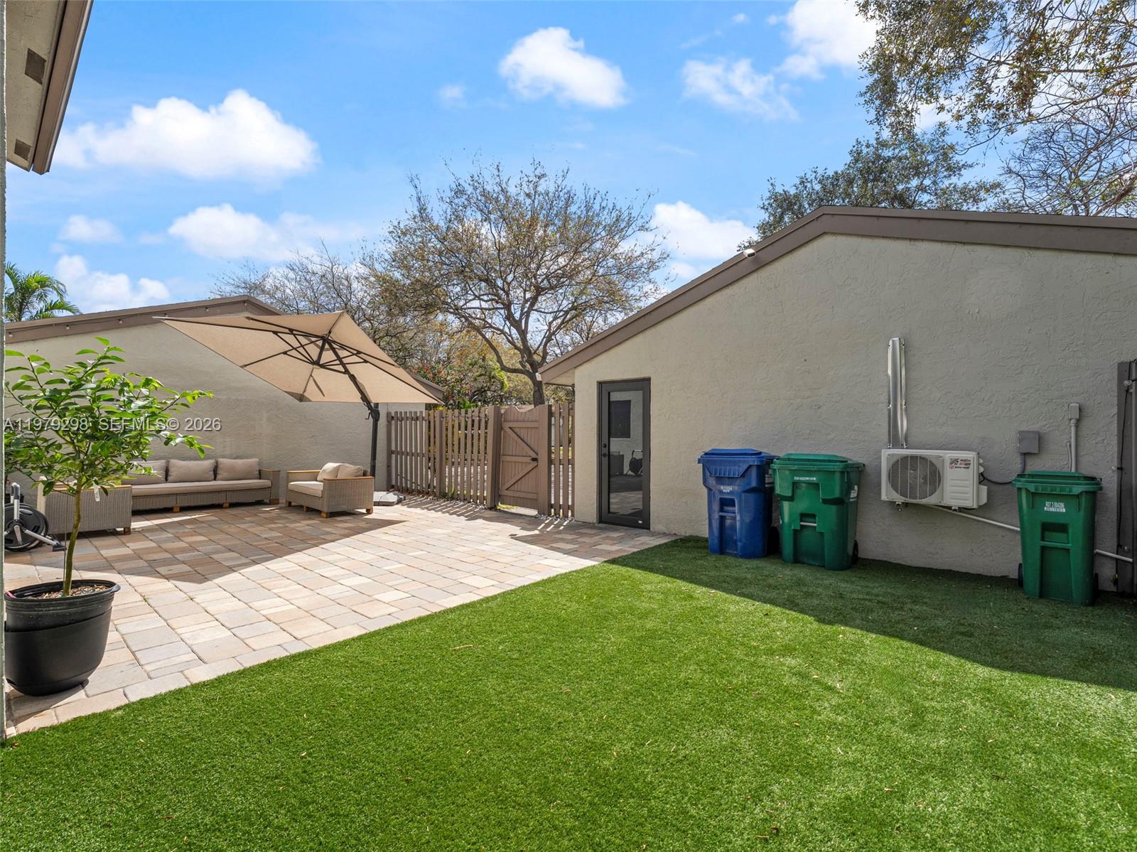 SABAL CHASE SEC 6 - Residential Lease