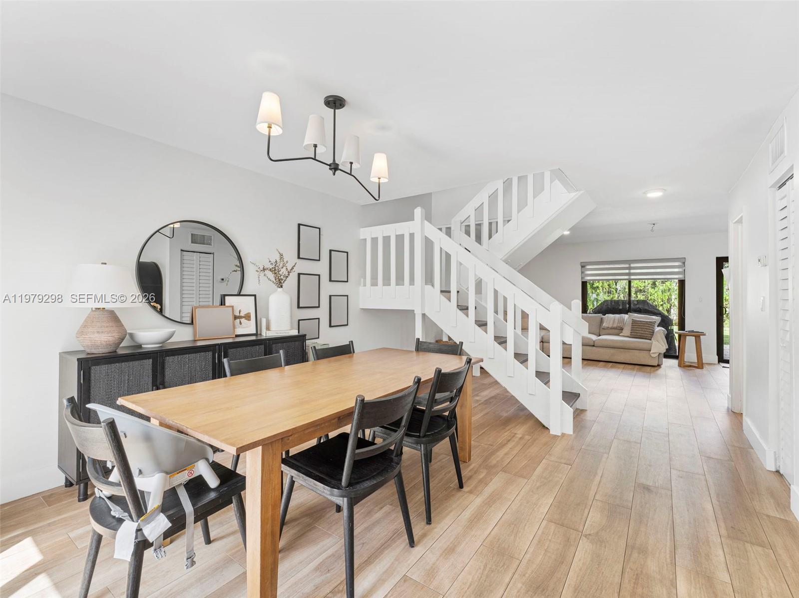 SABAL CHASE SEC 6 - Residential Lease