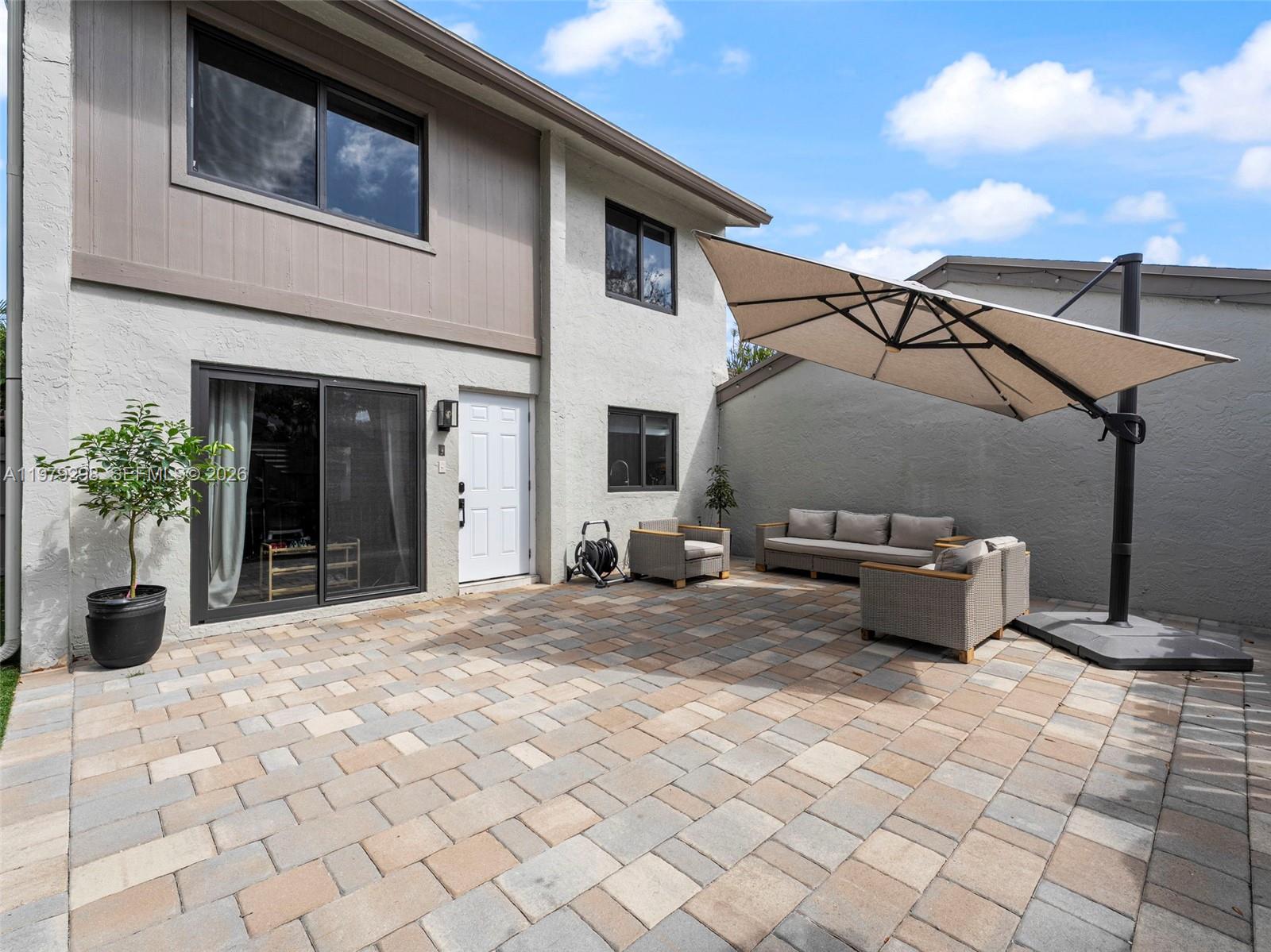 SABAL CHASE SEC 6 - Residential Lease