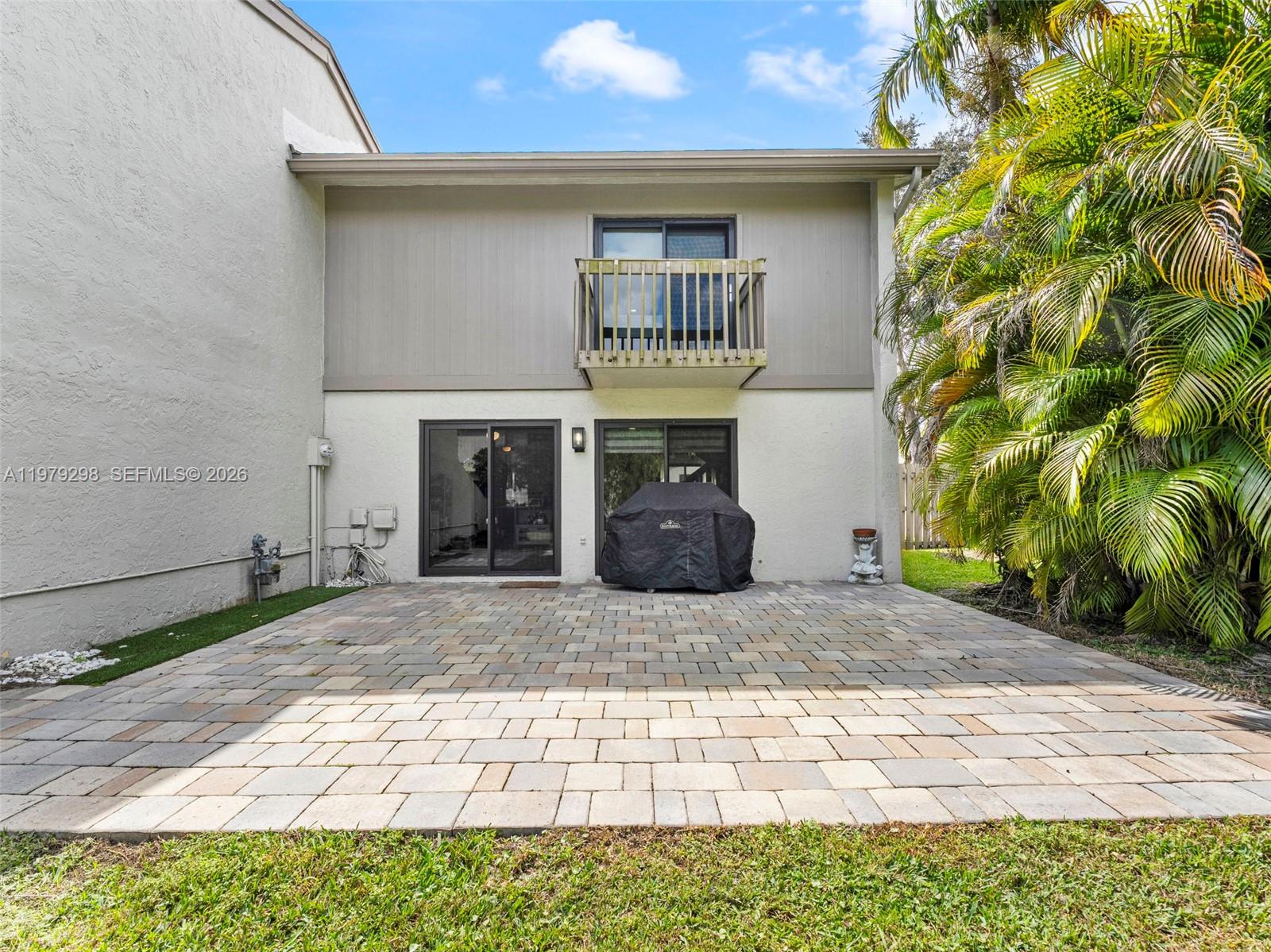 SABAL CHASE SEC 6 - Residential Lease