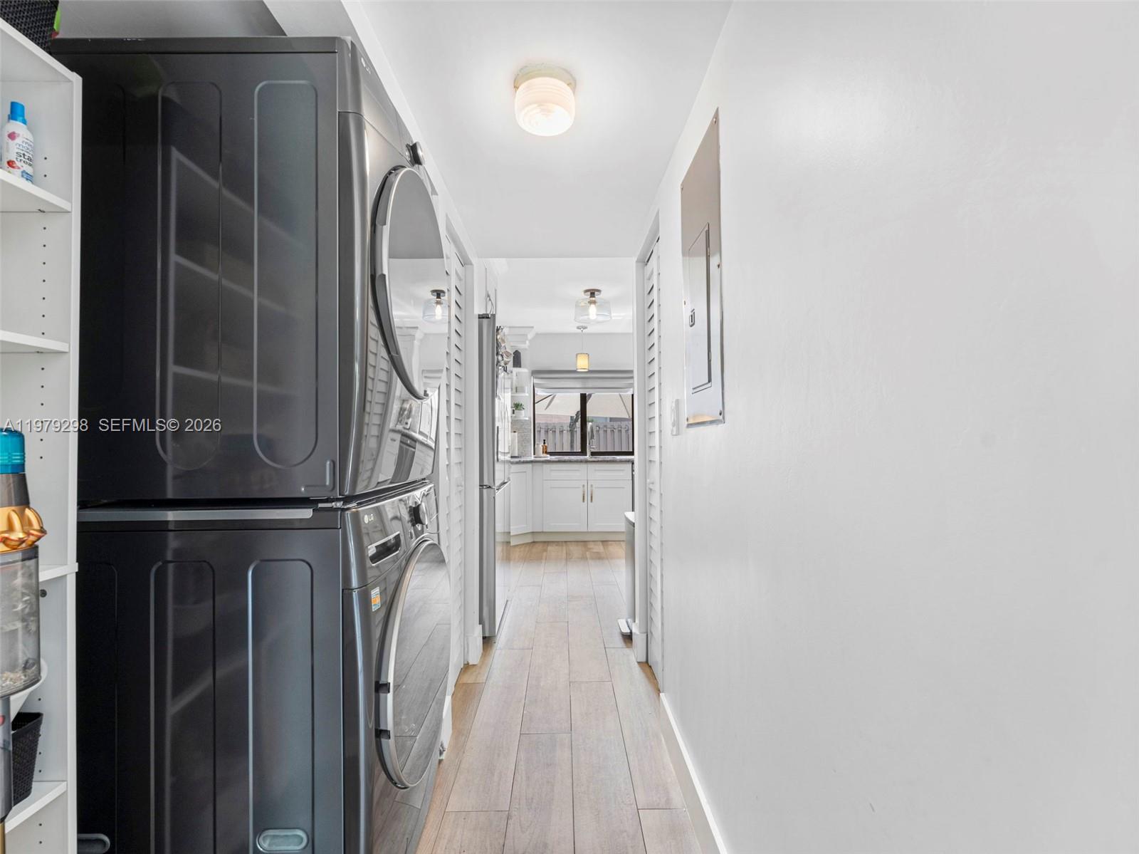 SABAL CHASE SEC 6 - Residential Lease