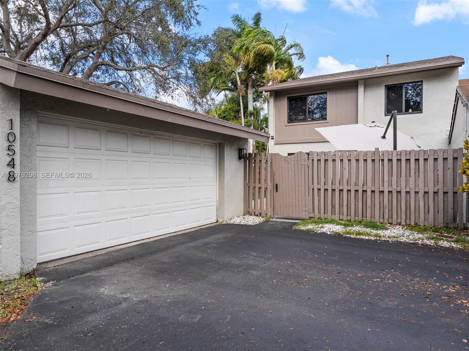 SABAL CHASE SEC 6 - Residential Lease