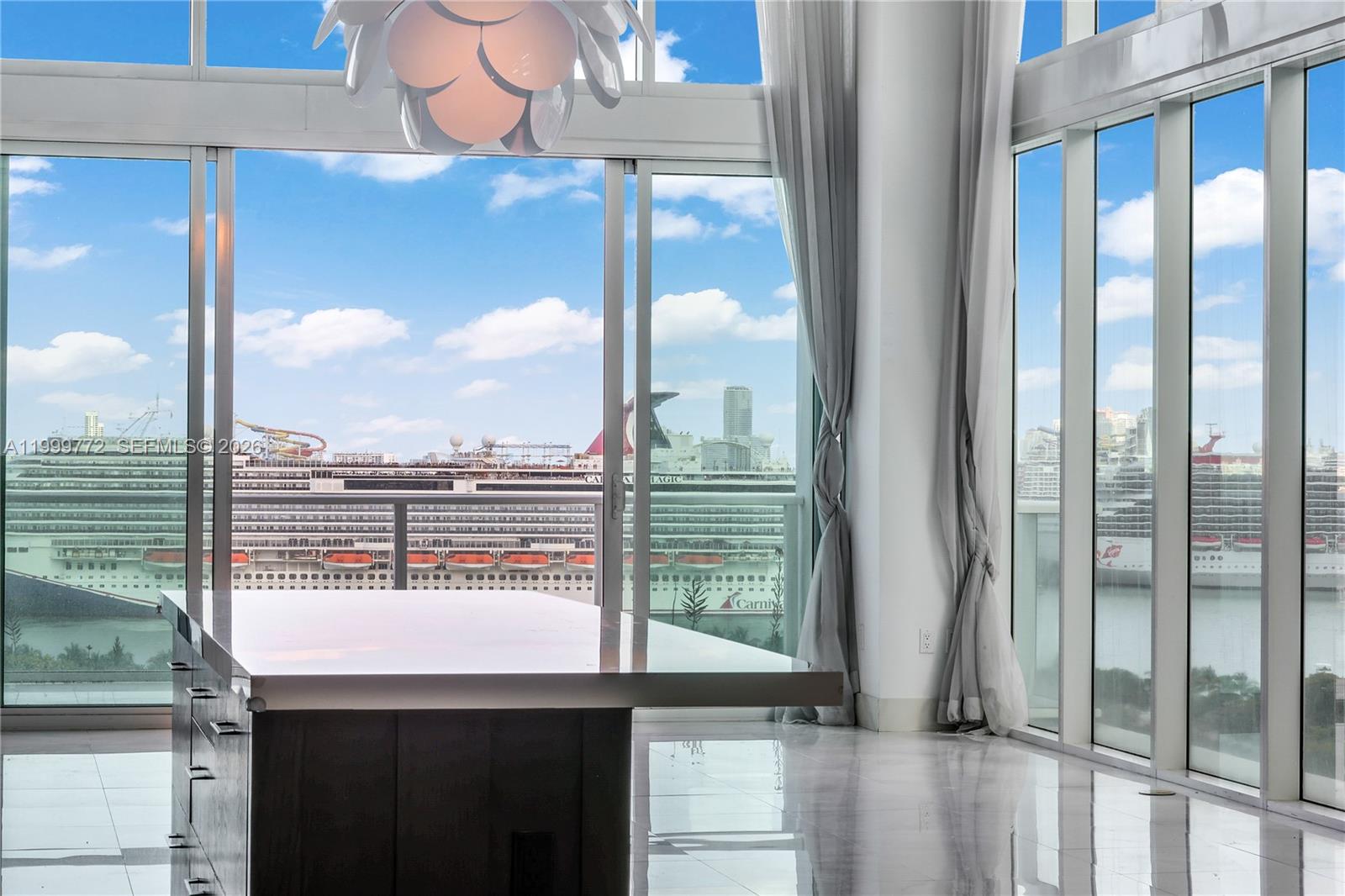 TEN MUSEUM PK RESIDENTIAL - Residential