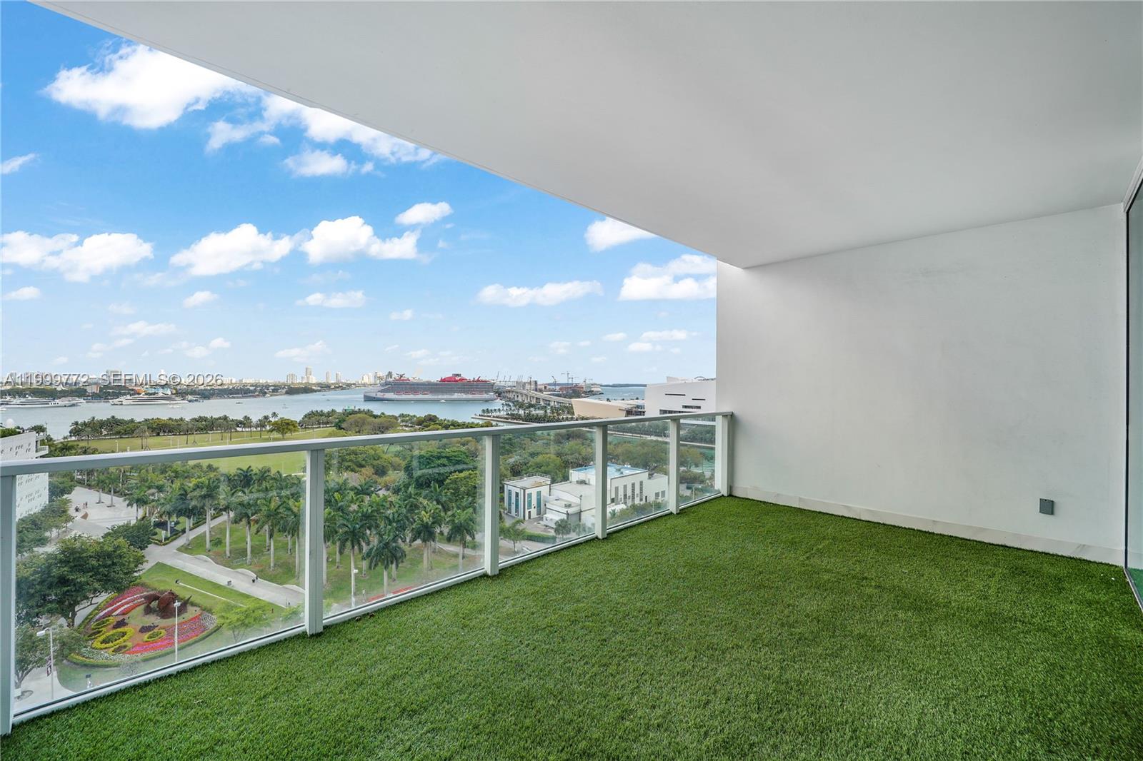 TEN MUSEUM PK RESIDENTIAL - Residential