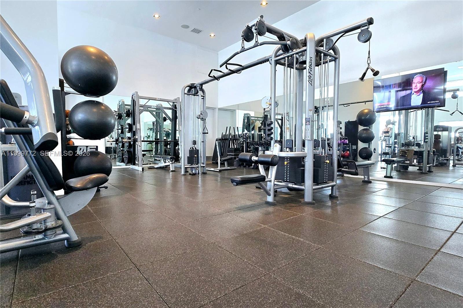 TEN MUSEUM PK RESIDENTIAL - Residential