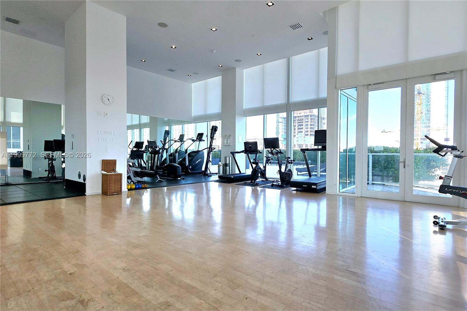 TEN MUSEUM PK RESIDENTIAL - Residential