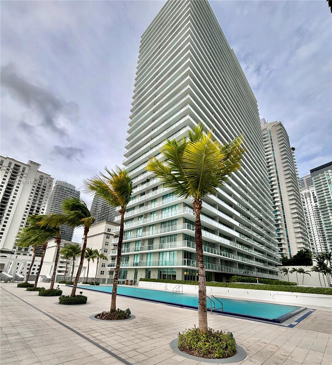 AXIS ON BRICKELL COND - Residential Lease