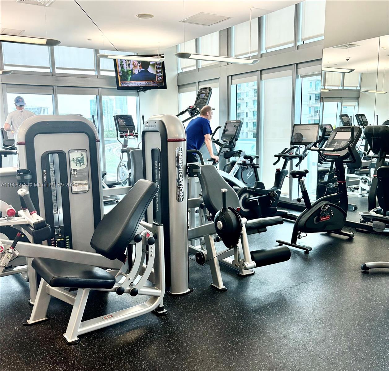 AXIS ON BRICKELL COND - Residential Lease