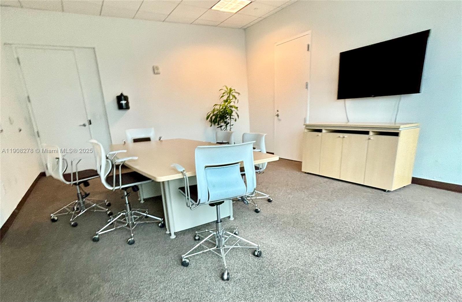 AXIS ON BRICKELL COND - Residential Lease