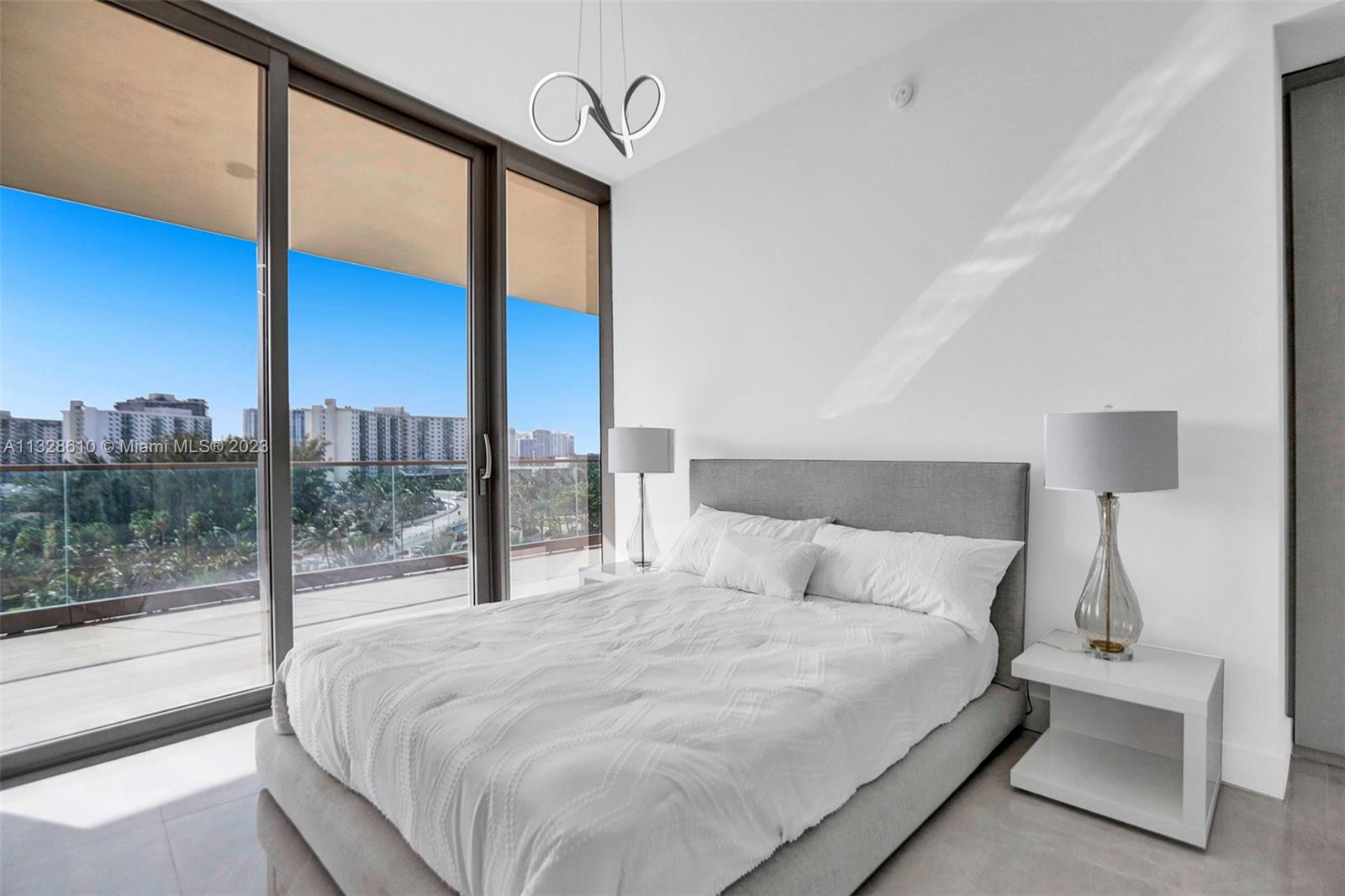 18975 COLLINS CONDO - Residential