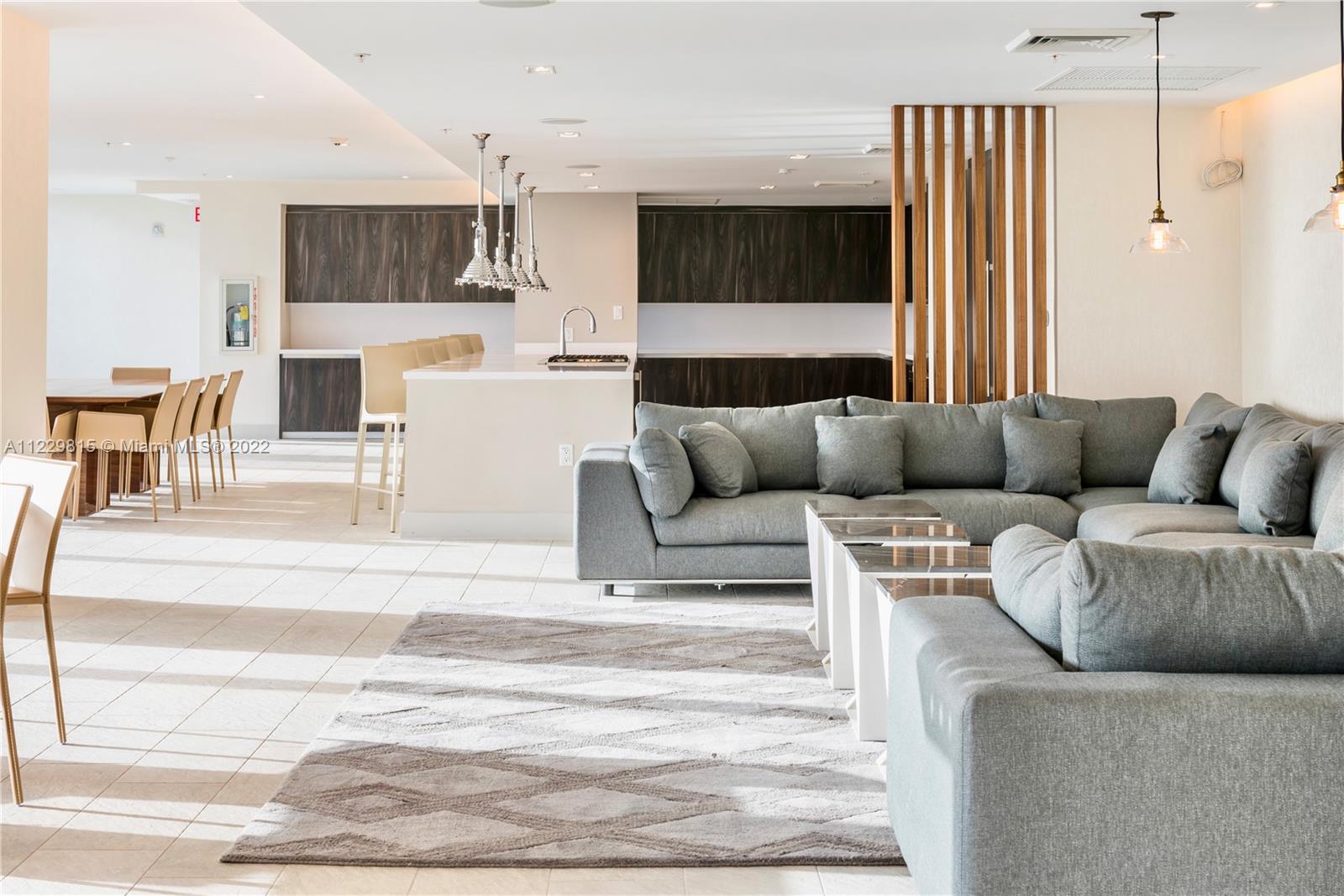 RIVA - Residential
