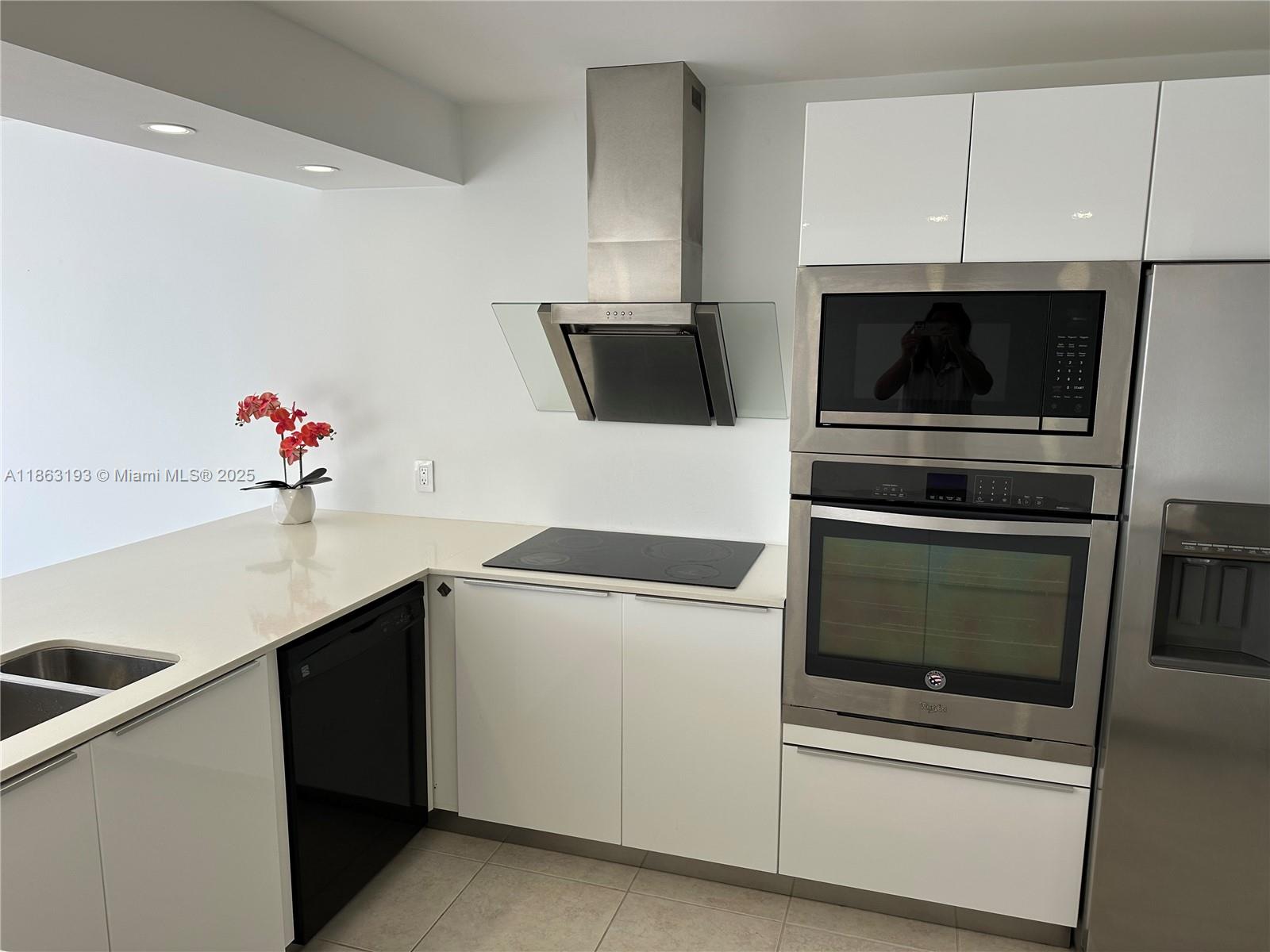 TOWERS OF OCEANVIEW EAST - Residential Lease