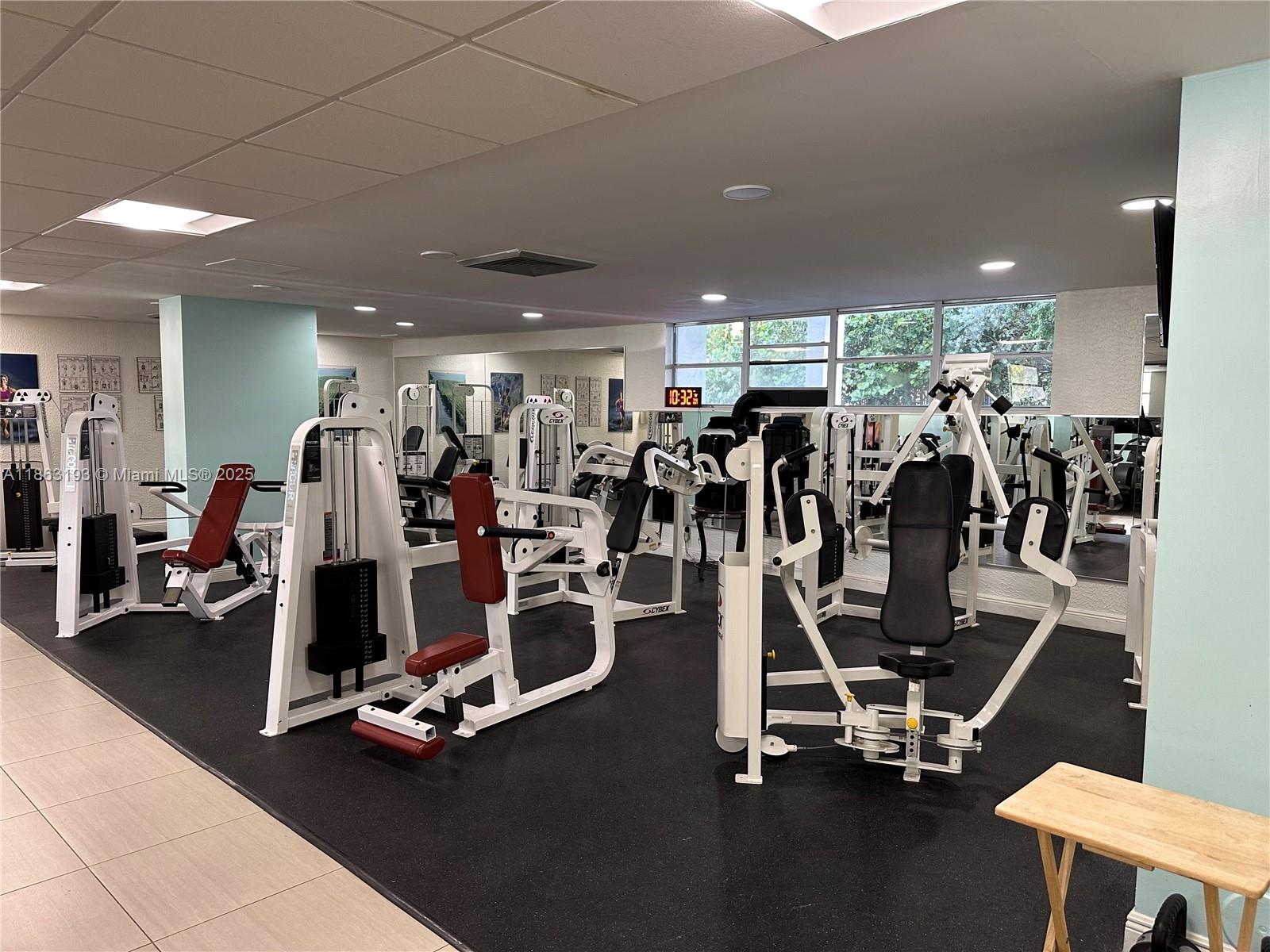 TOWERS OF OCEANVIEW EAST - Residential Lease