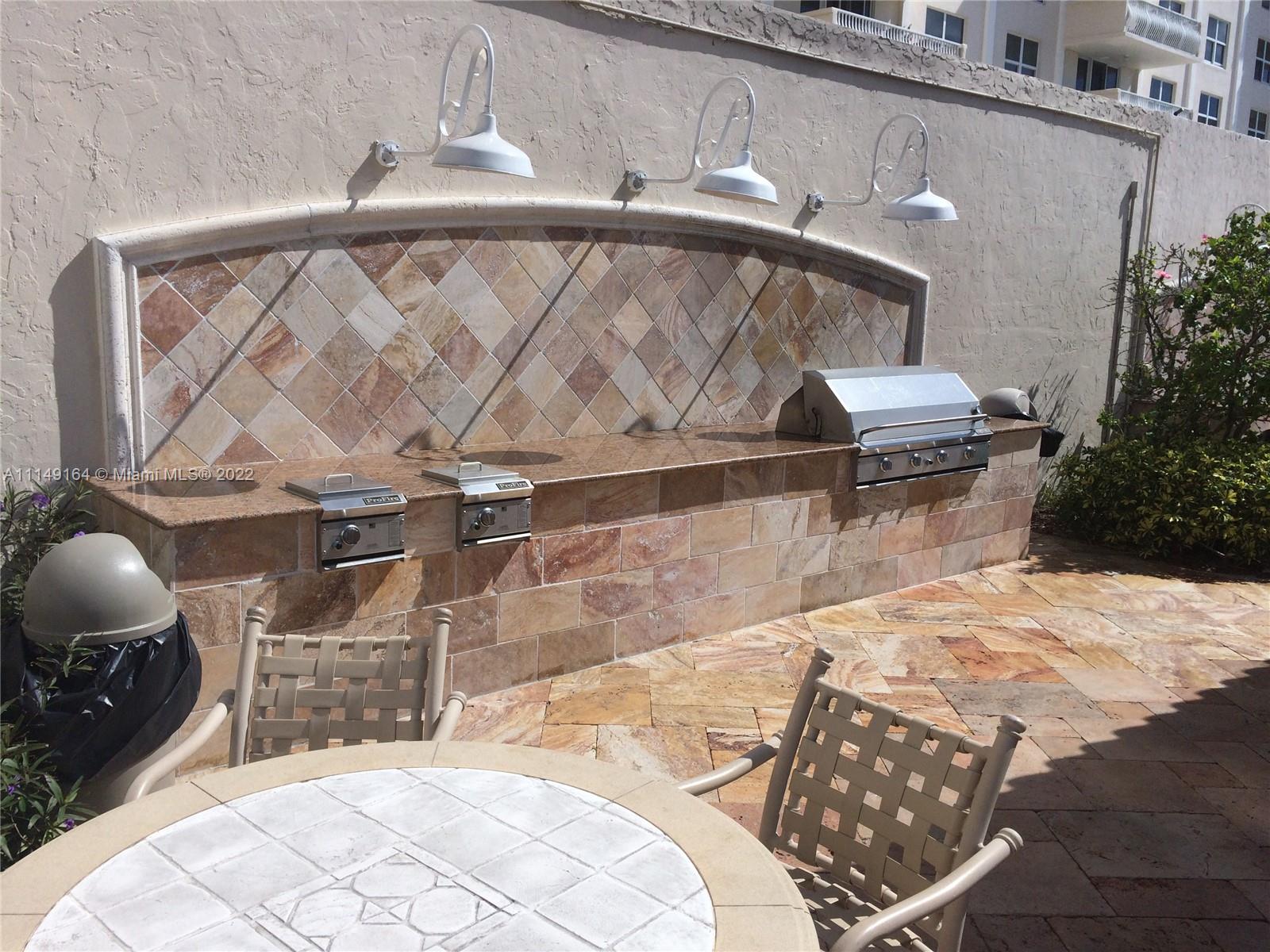 Venetian Condo - Residential Lease