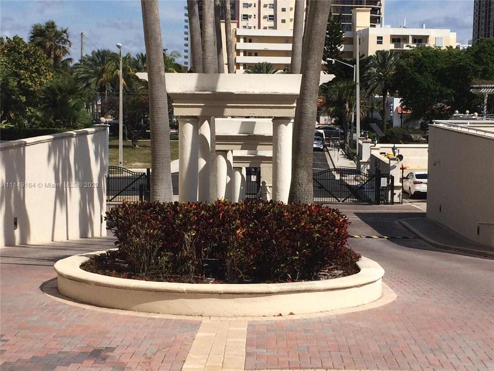 Venetian Condo - Residential Lease