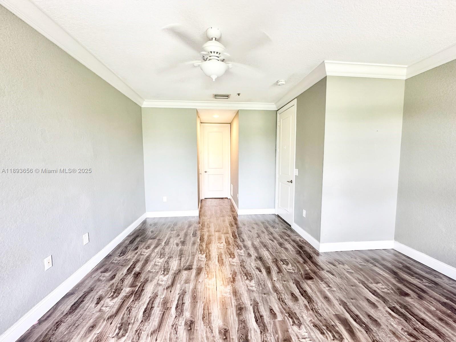 EVERGLADE LAND SALES CO - Residential Lease