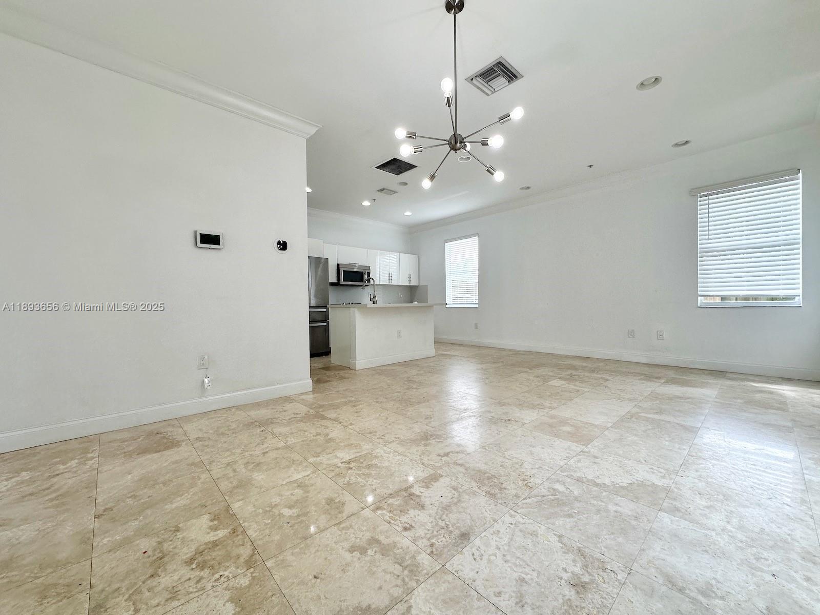 EVERGLADE LAND SALES CO - Residential Lease