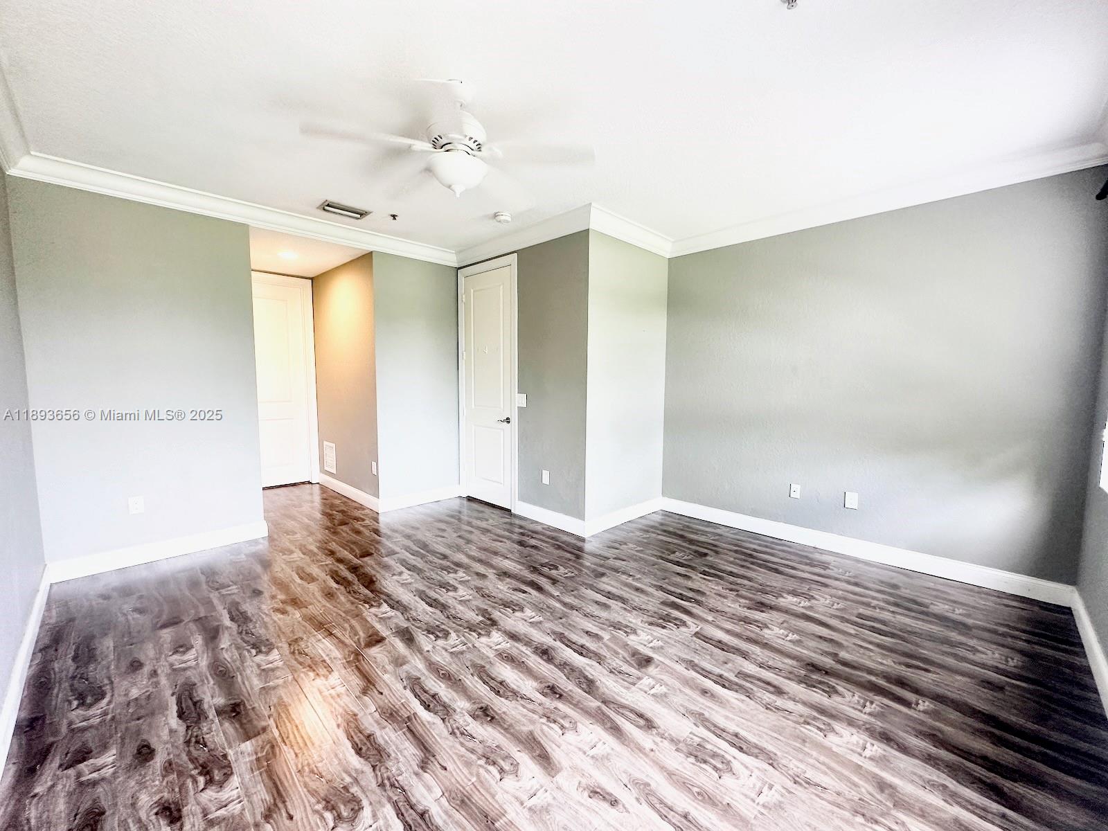 EVERGLADE LAND SALES CO - Residential Lease