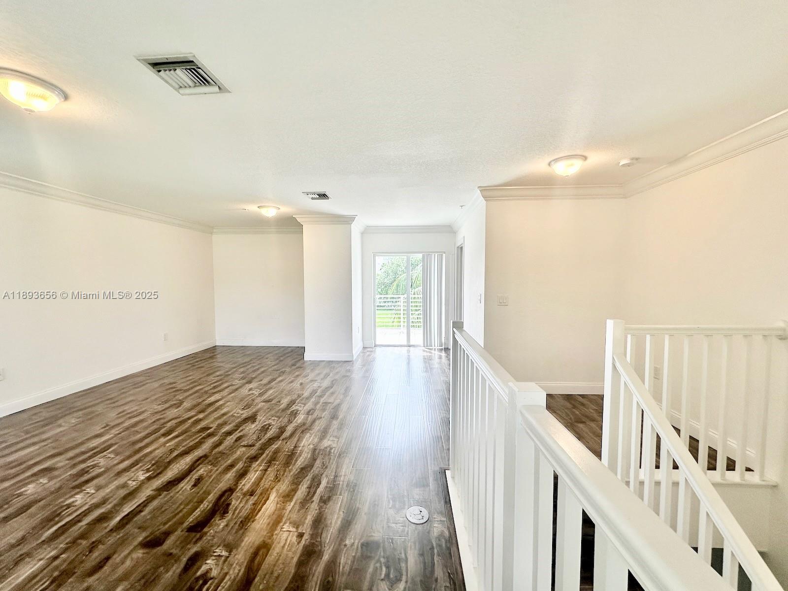 EVERGLADE LAND SALES CO - Residential Lease