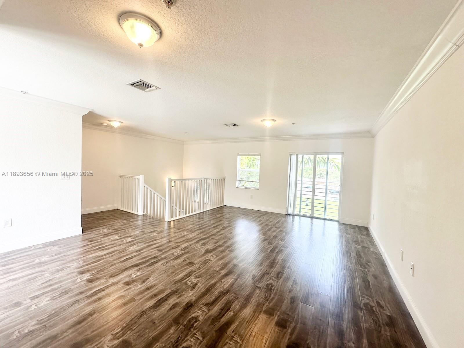 EVERGLADE LAND SALES CO - Residential Lease