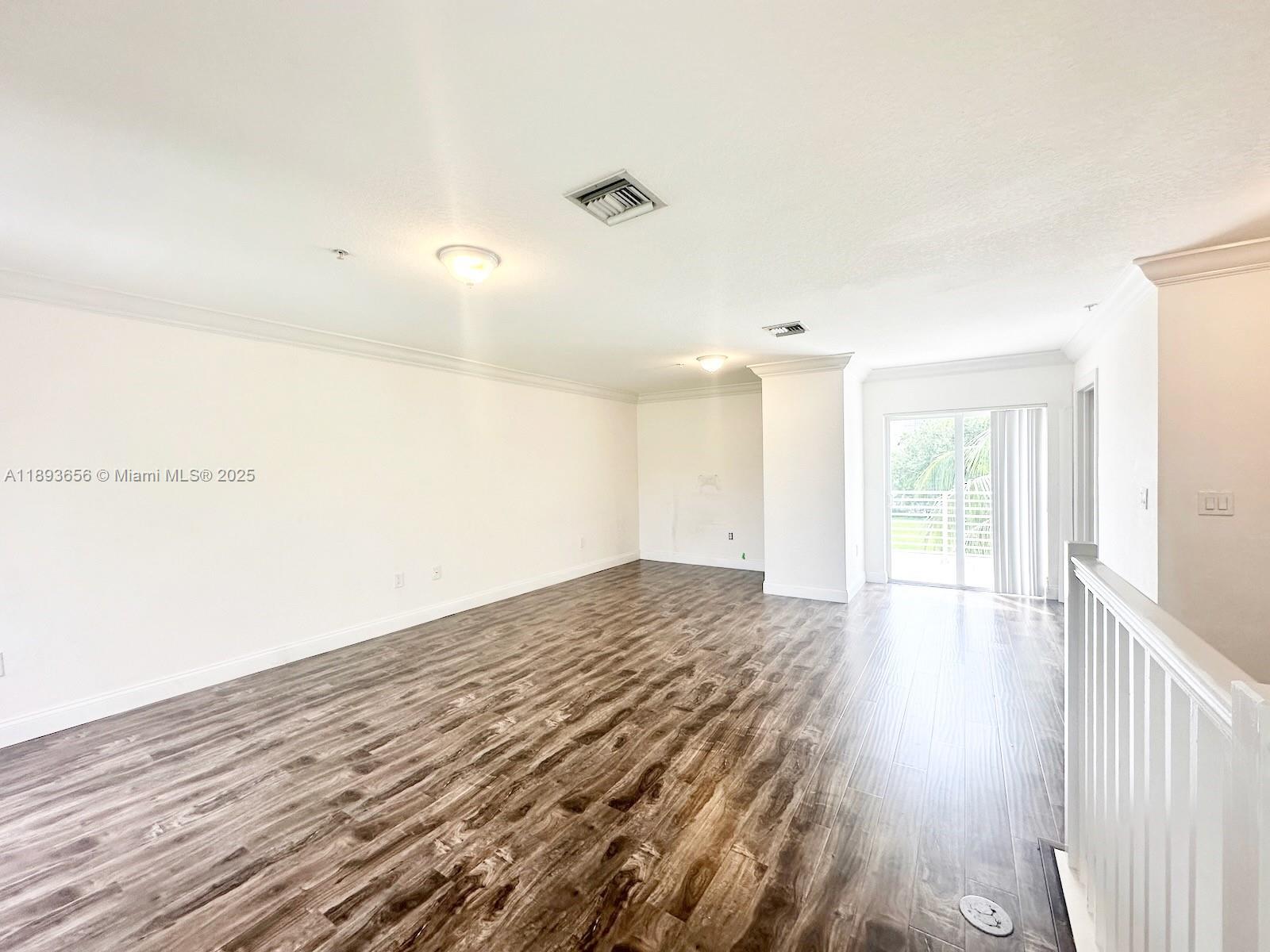 EVERGLADE LAND SALES CO - Residential Lease