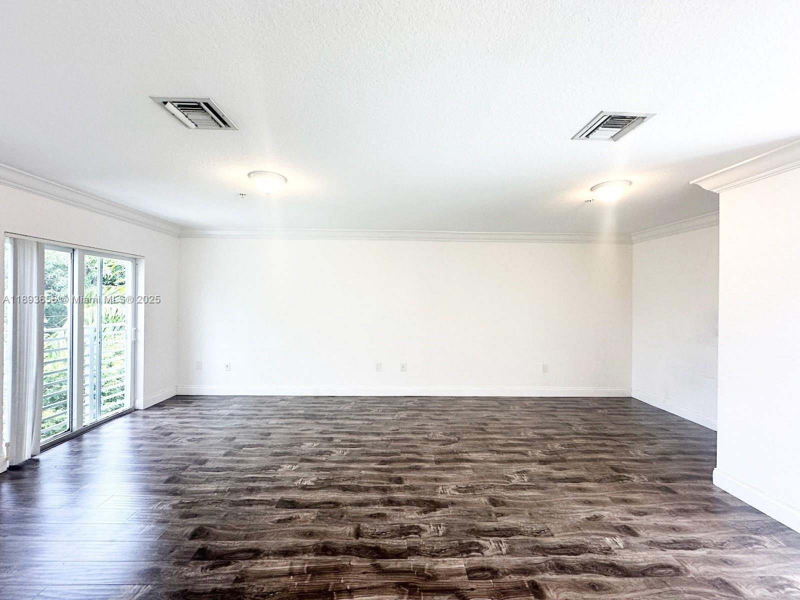 EVERGLADE LAND SALES CO - Residential Lease