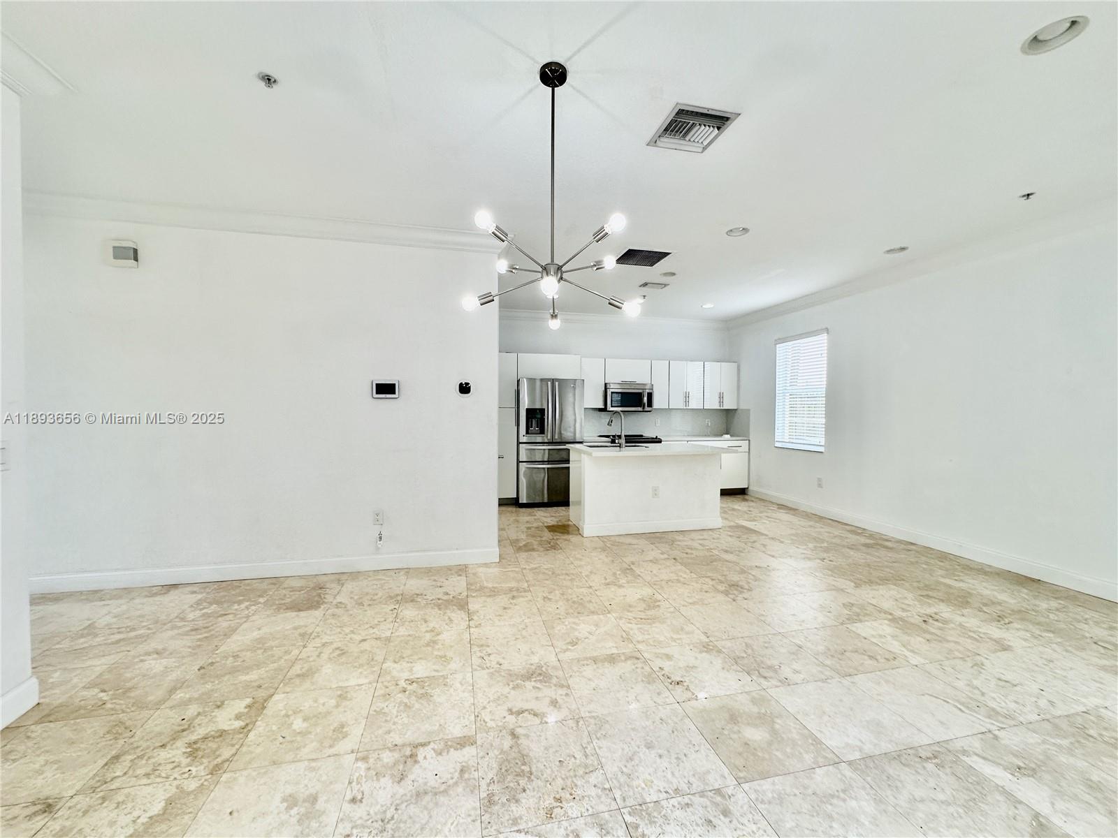 EVERGLADE LAND SALES CO - Residential Lease