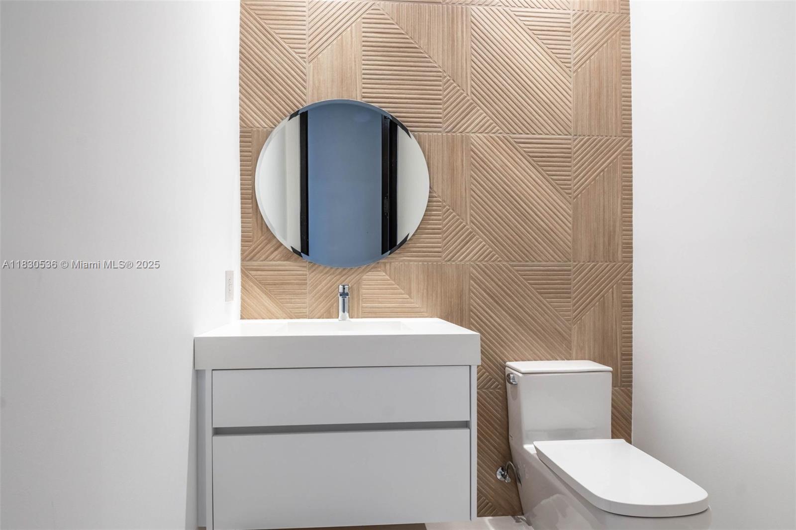 SUNILAND MANOR - Residential