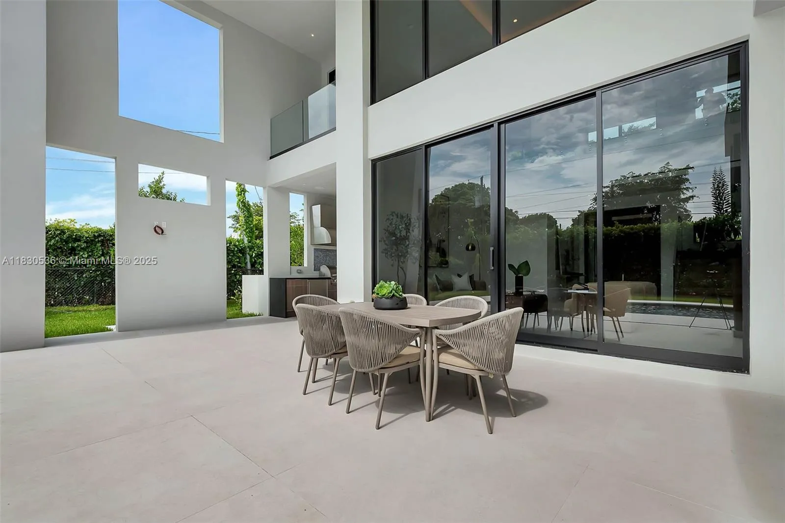 Pinecrest, Florida 33156, United States, 6 Bedrooms Bedrooms, ,7 BathroomsBathrooms,Residential,Active,160310