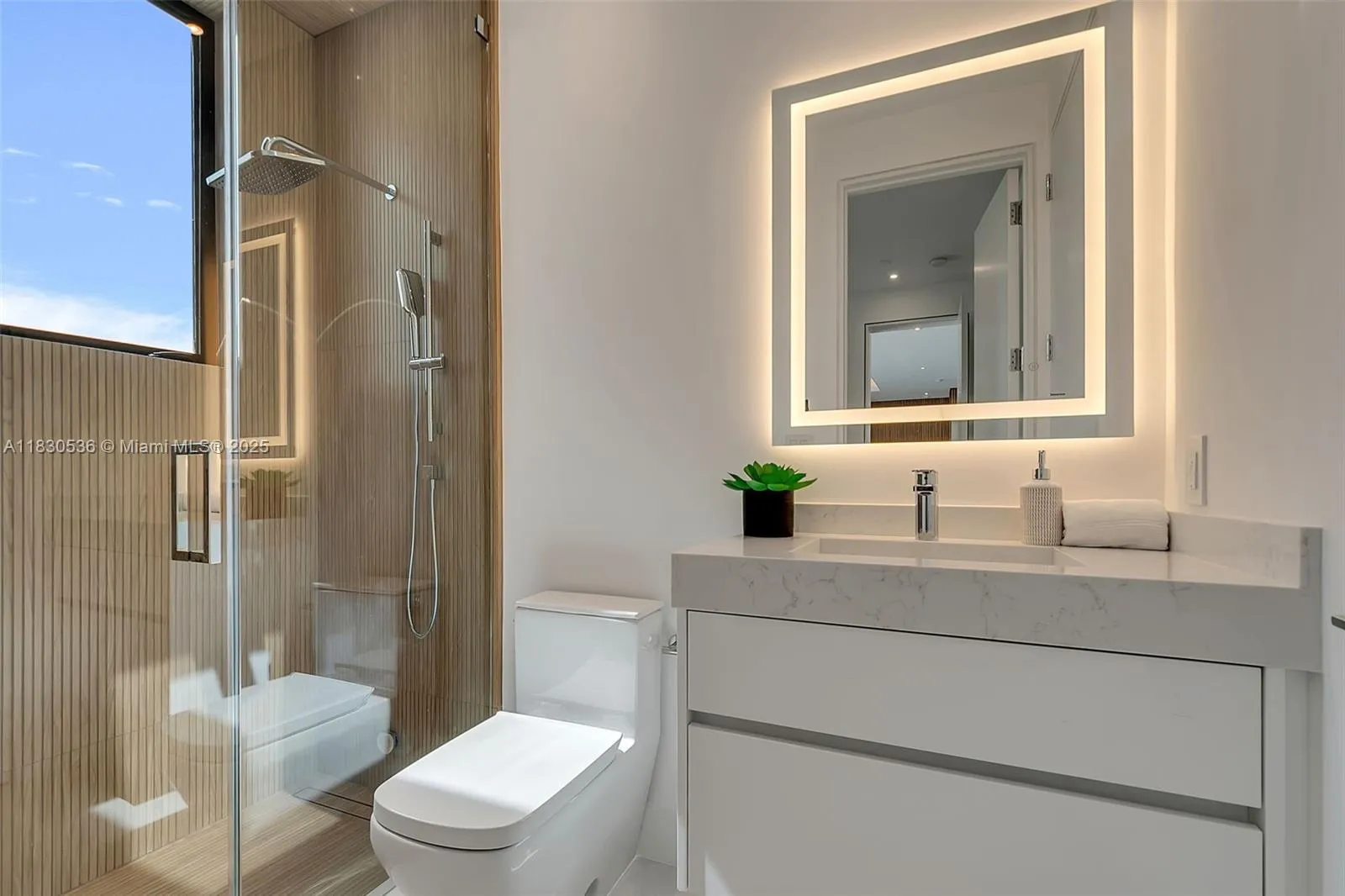 Pinecrest, Florida 33156, United States, 6 Bedrooms Bedrooms, ,7 BathroomsBathrooms,Residential,Active,160310