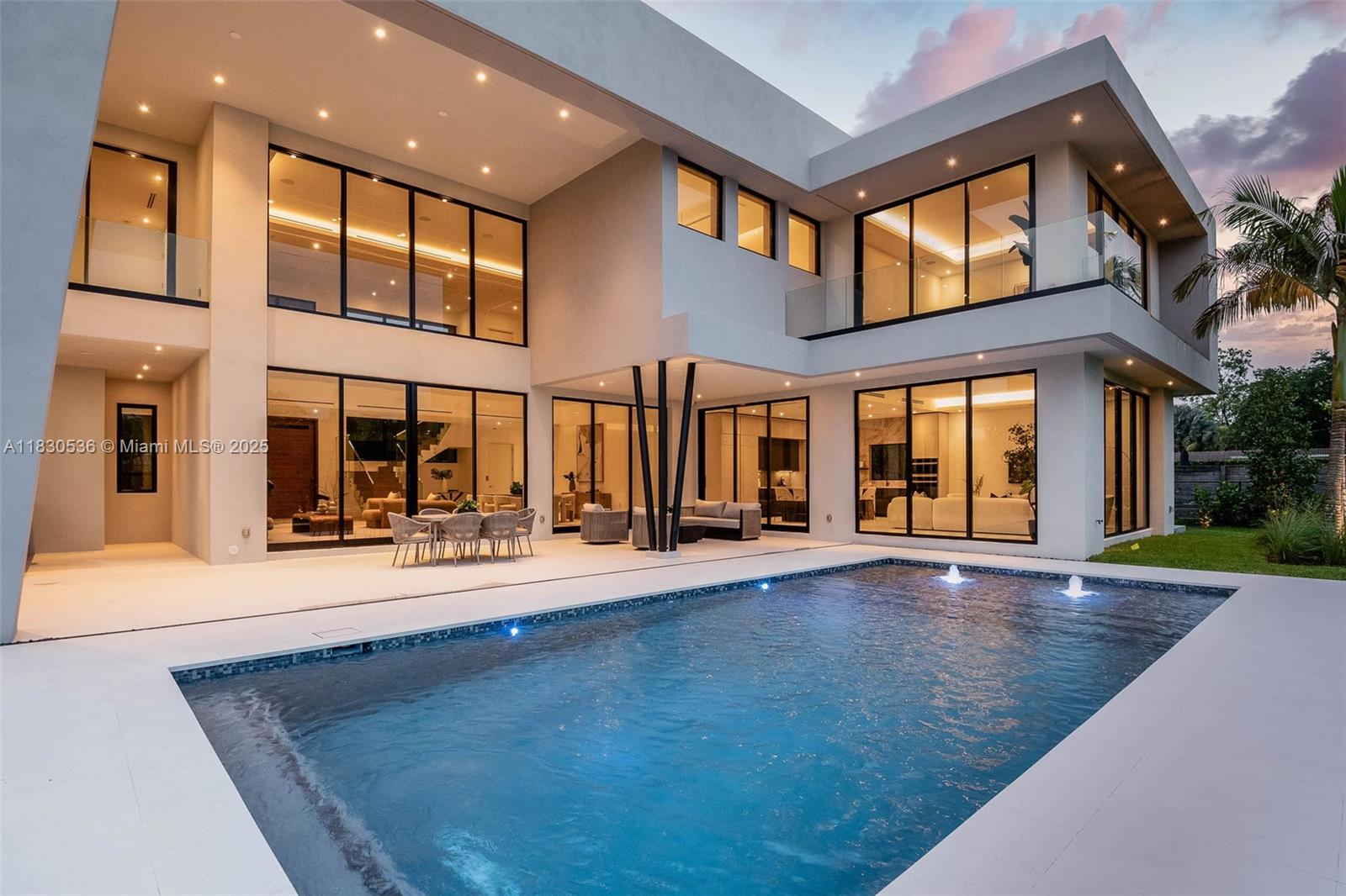 SUNILAND MANOR - Residential