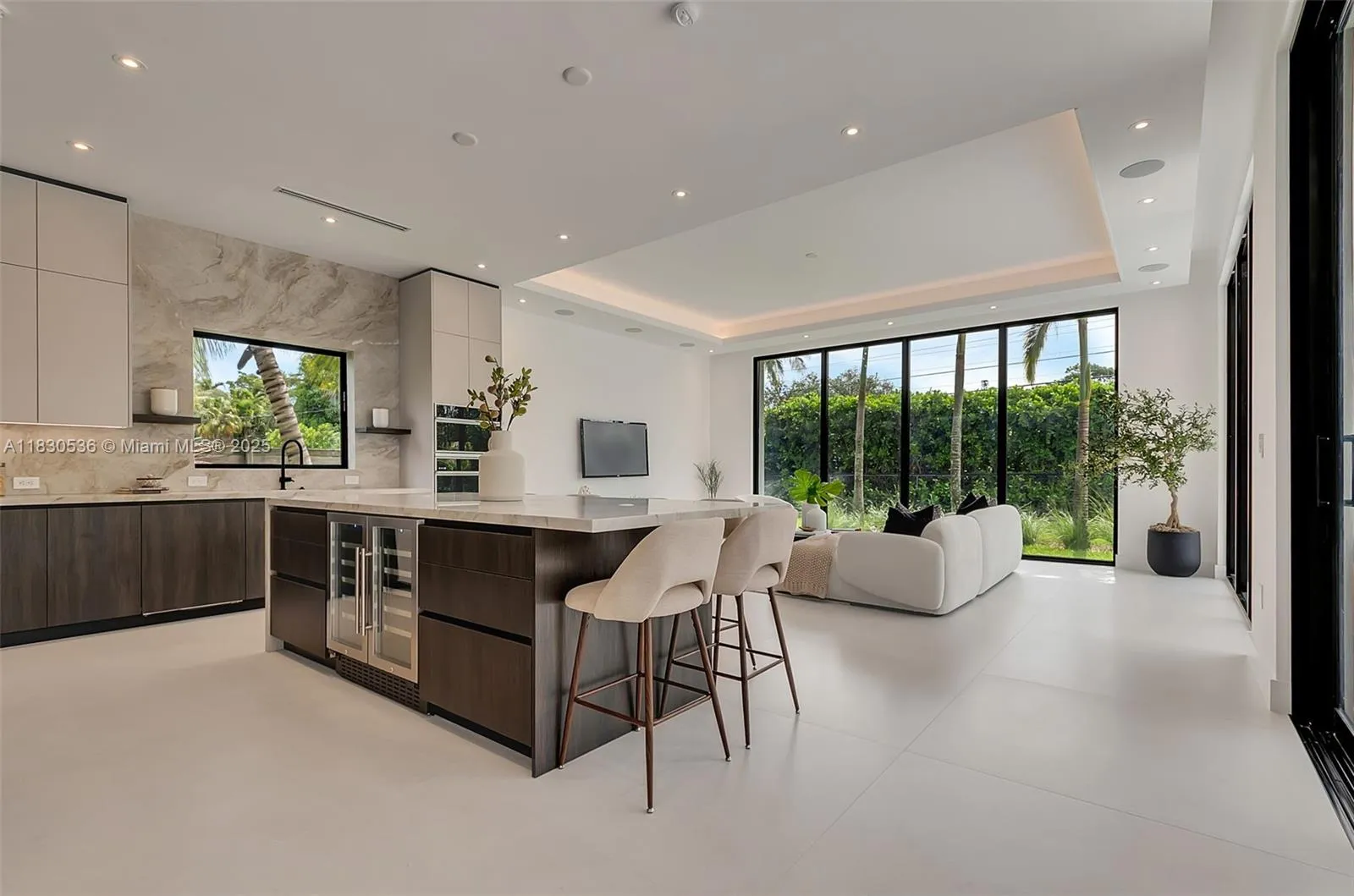 Pinecrest, Florida 33156, United States, 6 Bedrooms Bedrooms, ,7 BathroomsBathrooms,Residential,Active,160310