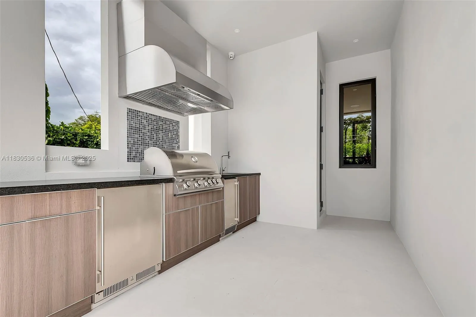 Pinecrest, Florida 33156, United States, 6 Bedrooms Bedrooms, ,7 BathroomsBathrooms,Residential,Active,160310