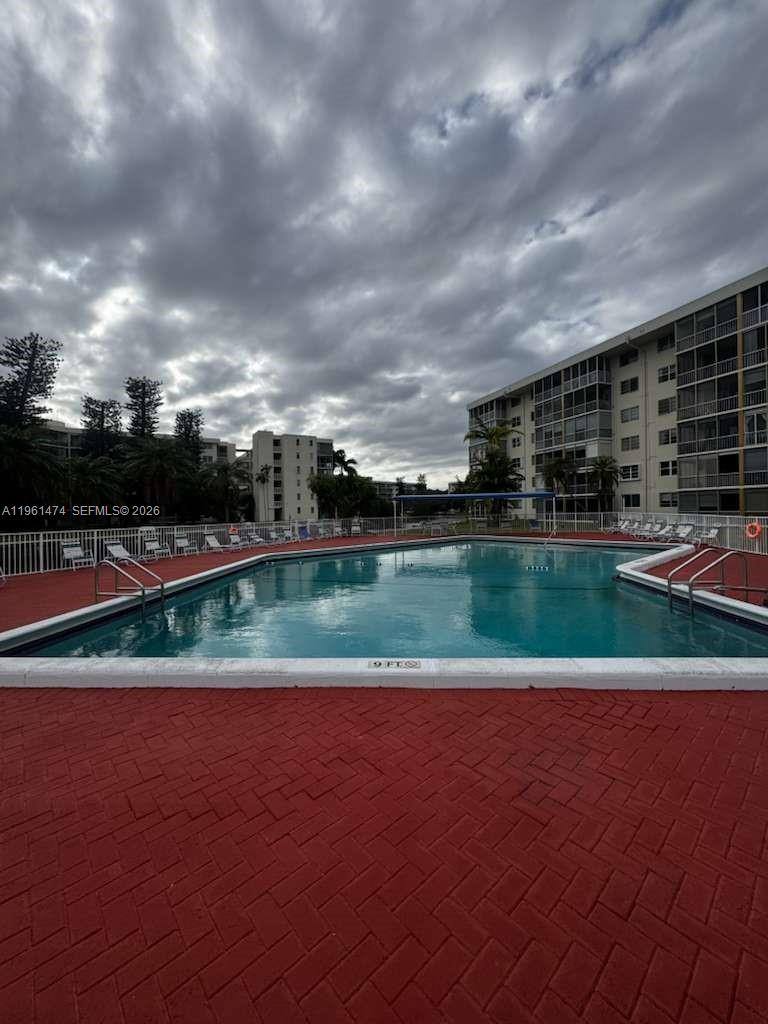 POINT EAST SEC II CONDO - Residential