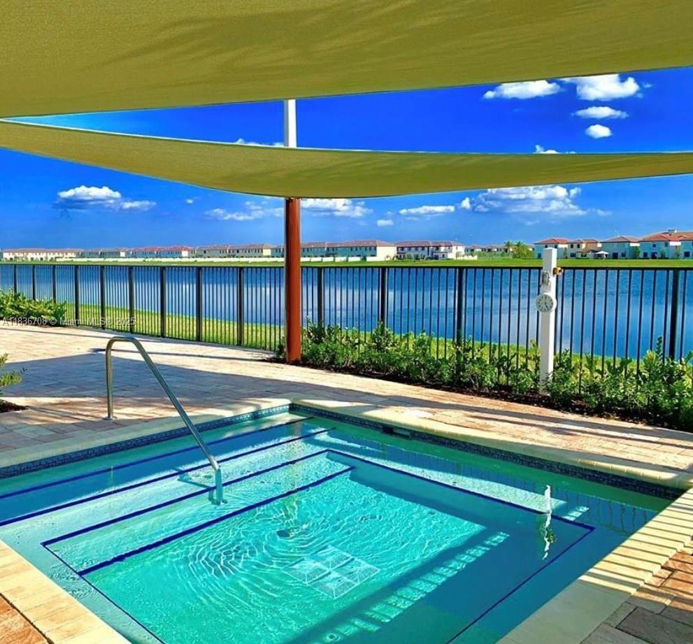 AQUABELLA SECTION TWO - Residential