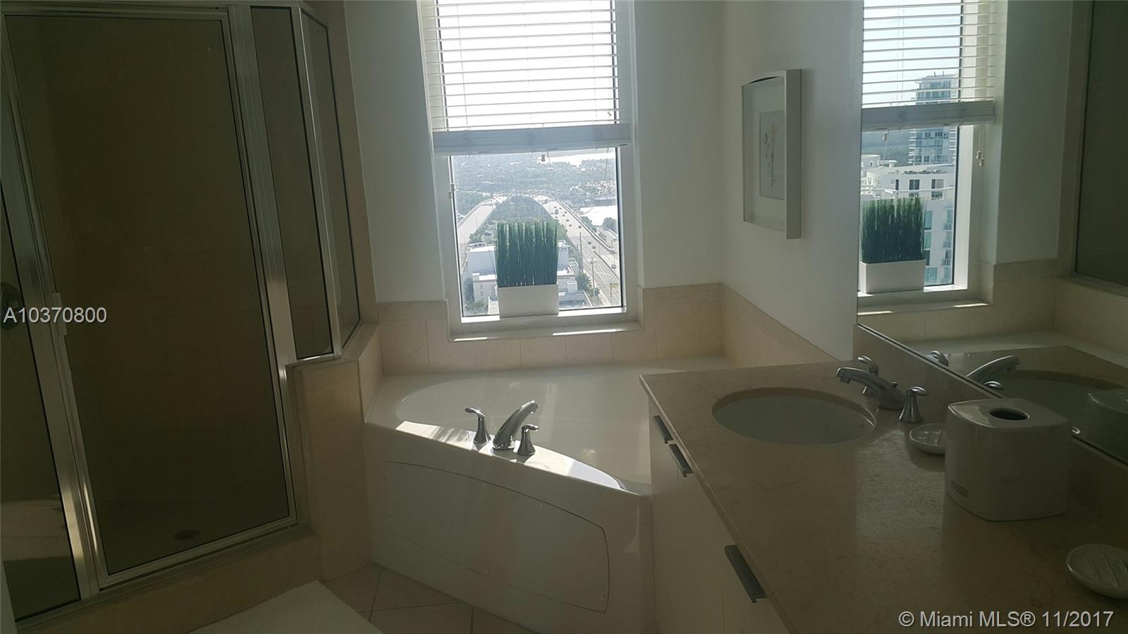 La Perla Condo - Residential Lease