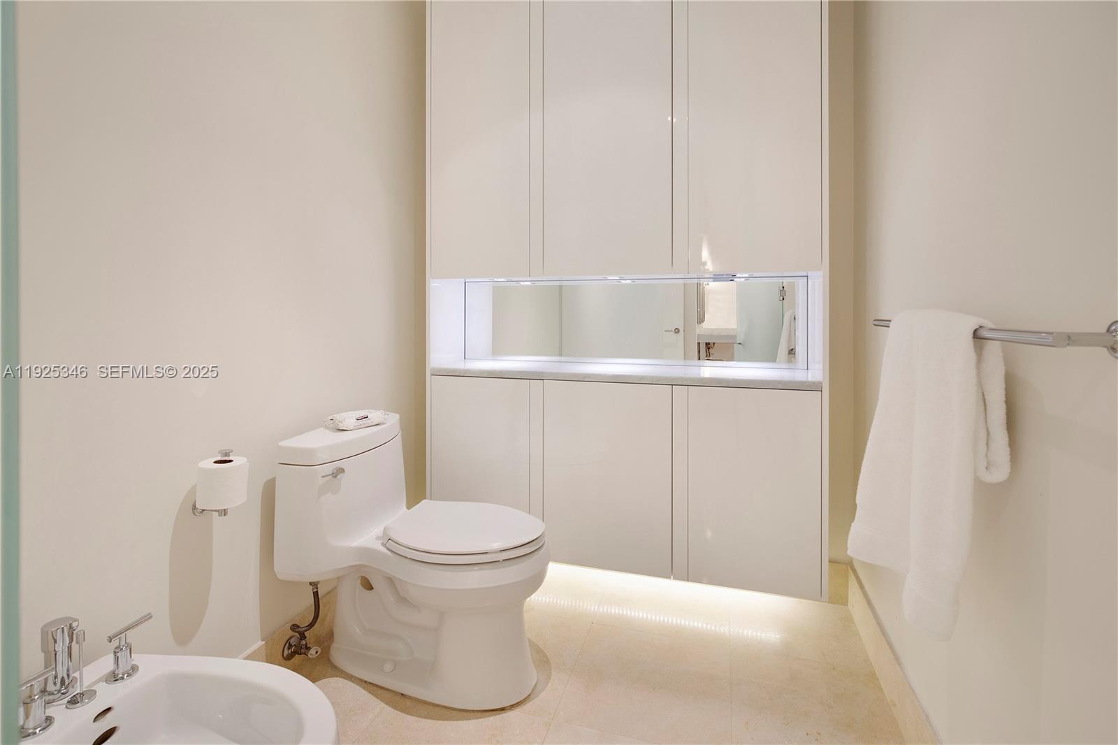 BAL HARBOUR NORTH SOUTH C - Residential Lease