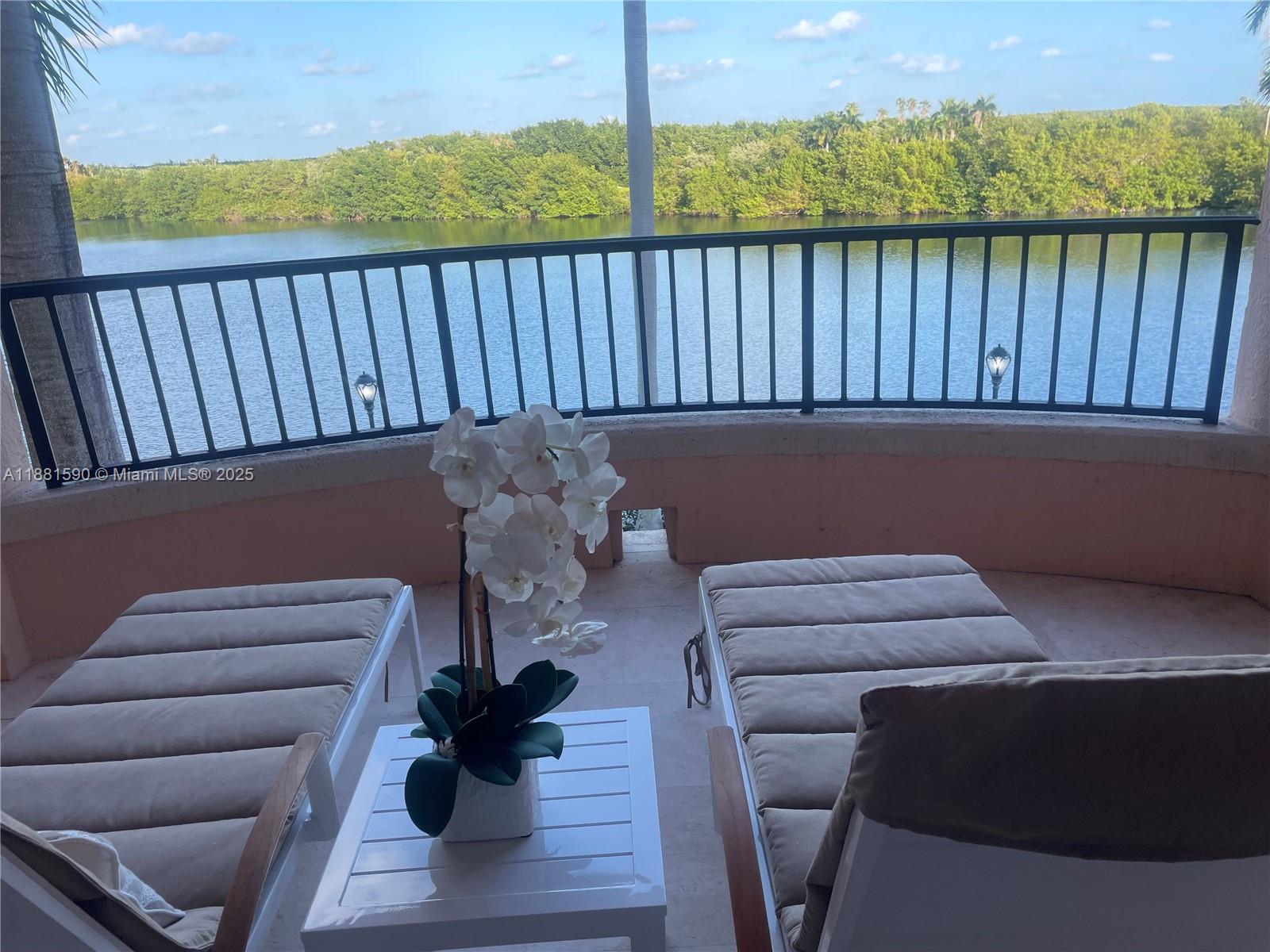 DEERING BAY CONDO I - Residential Lease
